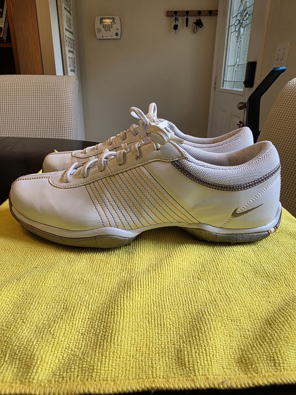 Nike Women's White Golf/Training Shoes